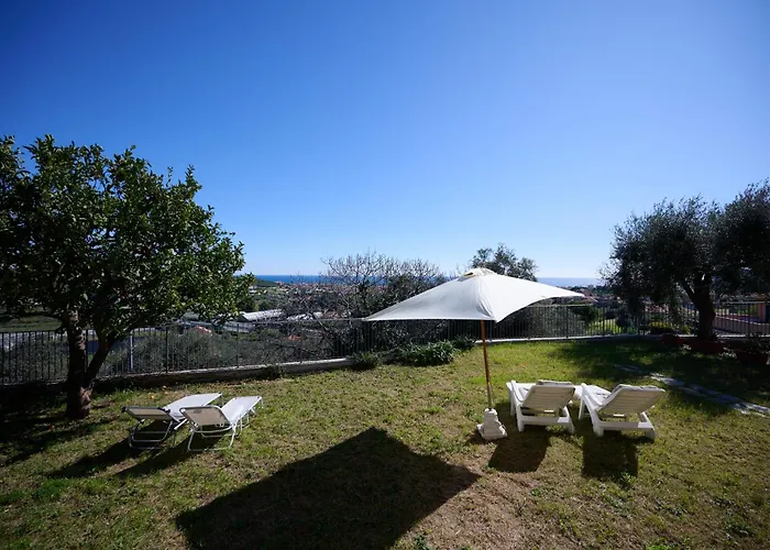 Camilla Giardino Apartman Diano Castello